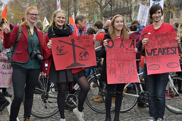 Jeunes manifestants COP21, Paris, 12 décembre 2015 © D. Delaine/CCAS
