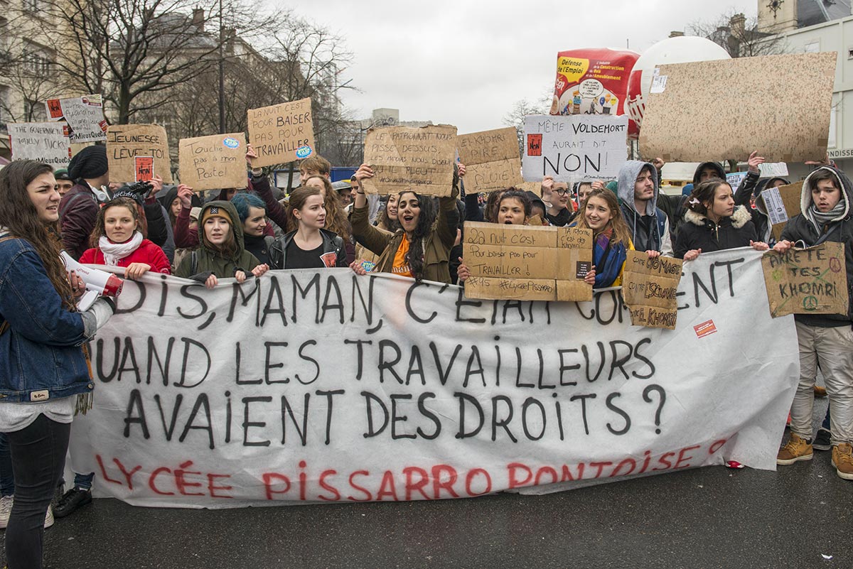 Manifestation du 31 mars 2016 à Paris contre le projet de la ministre la ministre Myriam El Khomri. A l'origine de l'appel, CGT, FO, FSU, Solidaires, l'Unef et côté lycéens le SGL, l'UNL et la FIDL demandent le retrait du texte. Le cortège est partit de la place d'Italie pour rejoindre la place de la Nation. ©Didier Delaine/CCAS