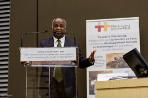 Edouard Dahomé, conseiller de Jean-Claude Houssou, ministre de l’Energie, de l’Eau et des Mines du Bénin ©A.Lebon/Electriciens sans frontières