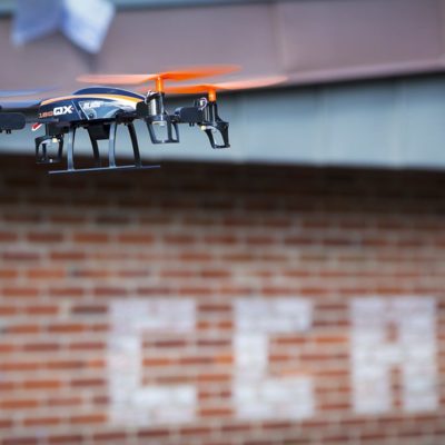 Colo "drones" : trente gamins la tête dans les nuages | colo drone 1 | Journal des Activités Sociales de l'énergie