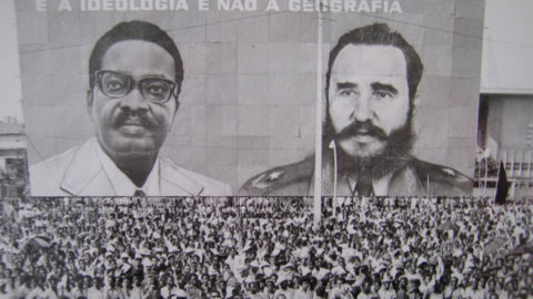 Cuba, une odyssée africaine | 41313 Portrait de Agostinho Neto et Fidel Castro | Journal des Activités Sociales de l'énergie