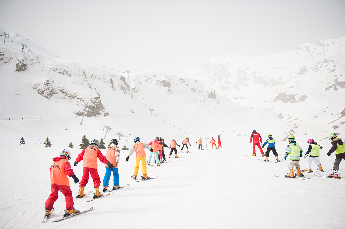 [En images] Quand vient l’hiver | 17773 Colo ski 9 11 ans a Gedre | Journal des Activités Sociales de l'énergie
