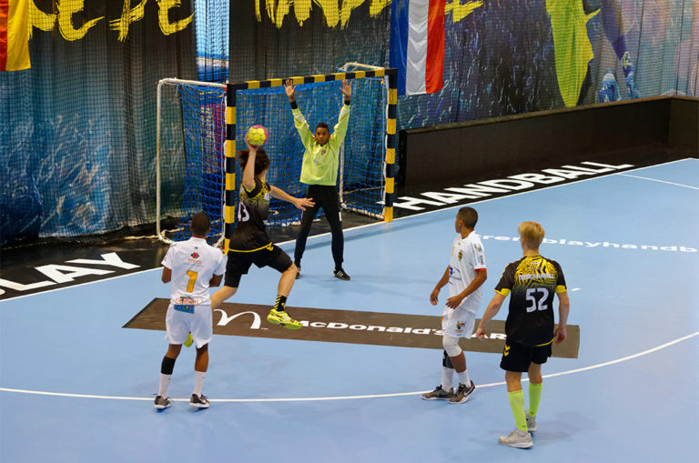 37457__Tournoi_international_de_handball_a_TremblayenFrance Journal des Activités Sociales