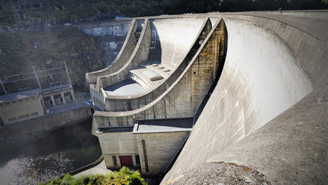 Hydraulique : front syndical face à la privatisation des barrages | 8310 Barrage de Chastang | Journal des Activités Sociales de l'énergie