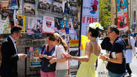 Avignon : le festival Off pour 10 euros avec la CCAS | 30684 Contre Courant 2017 | Journal des Activités Sociales de l'énergie