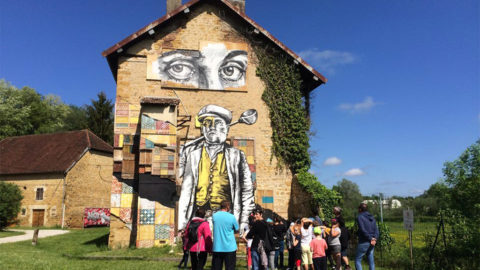 L'art urbain, c'est d'la bombe ! | Journal des Activités Sociales de l'énergie | 53013 Vue du Mausa dans les anciennes forges Baudin