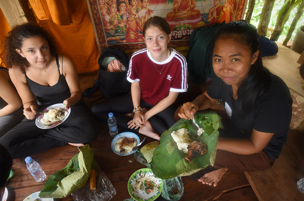 [En images] Séjour solidaire au Cambodge | Journal des Activités Sociales de l'énergie | 59446 Sejour voyage solidaire 1830 ans. du 5 au 18 aout. CAMBODGE SOLIDAIRE CCAS
