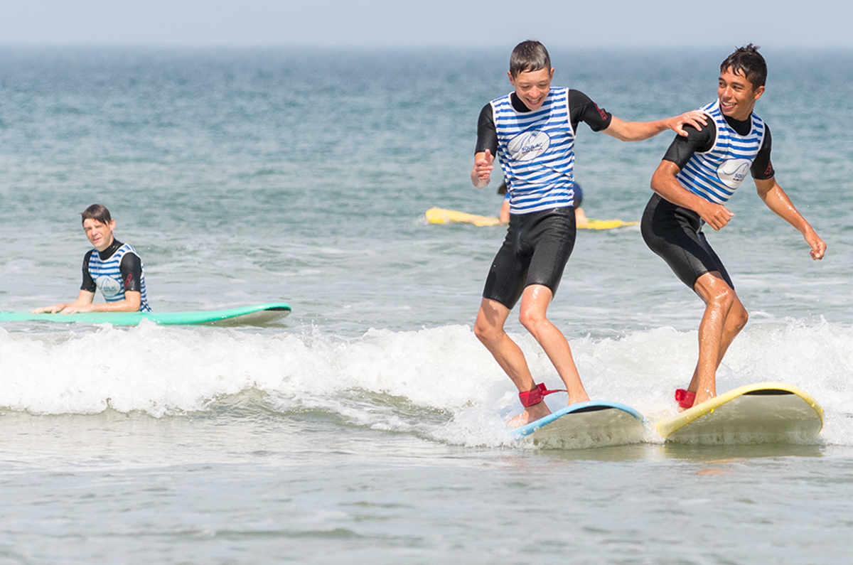 [En images] Votre été dans le rétro, épisode 2 | Journal des Activités Sociales de l'énergie | 80561 Colo 15 17 ans Surf et bodyboard a Soulac Ete 2019