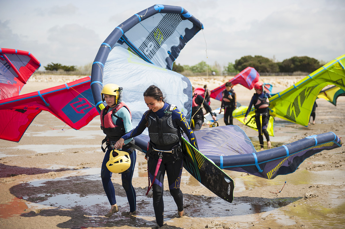 [En images] Retour sur vos meilleurs moments de l’été | 6568 Colo 15 17 ans Kite surf a Fouras Printemps 2016 | Journal des Activités Sociales de l'énergie