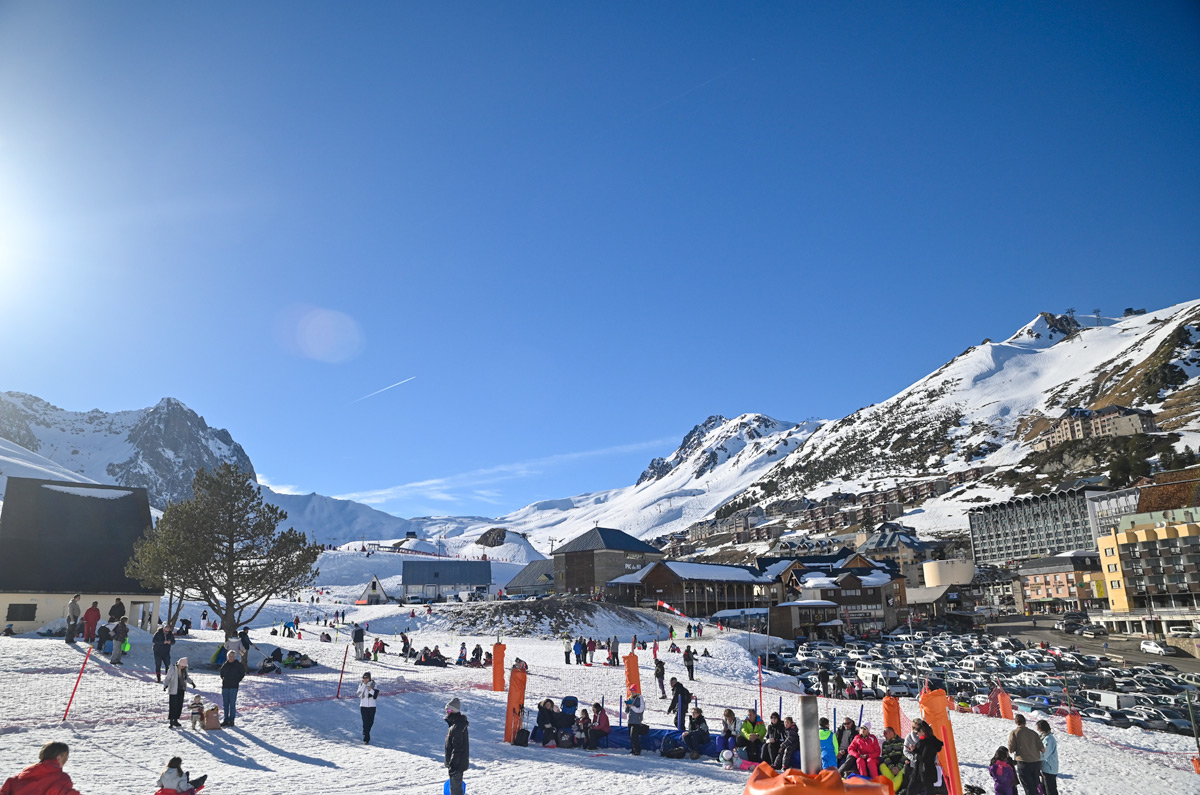 [En images] Un jour, une colo dans les Pyrénées | Journal des Activités Sociales de l'énergie | 114680 Colo 12 14 ski la Mongie