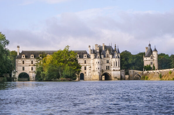 Châteaux de la Loire : au cœur de l’histoire de France | 110126 Le carnet de Voyage Le Val de Loire Chateau de Chenonceau. | Journal des Activités Sociales de l'énergie