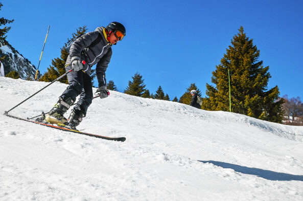 Sports d’hiver : immersion avec les ados en colo neige à Gèdre | Journal des Activités Sociales de l'énergie | 116154 Colo 15 17 ski Gedre Hiver 2022.