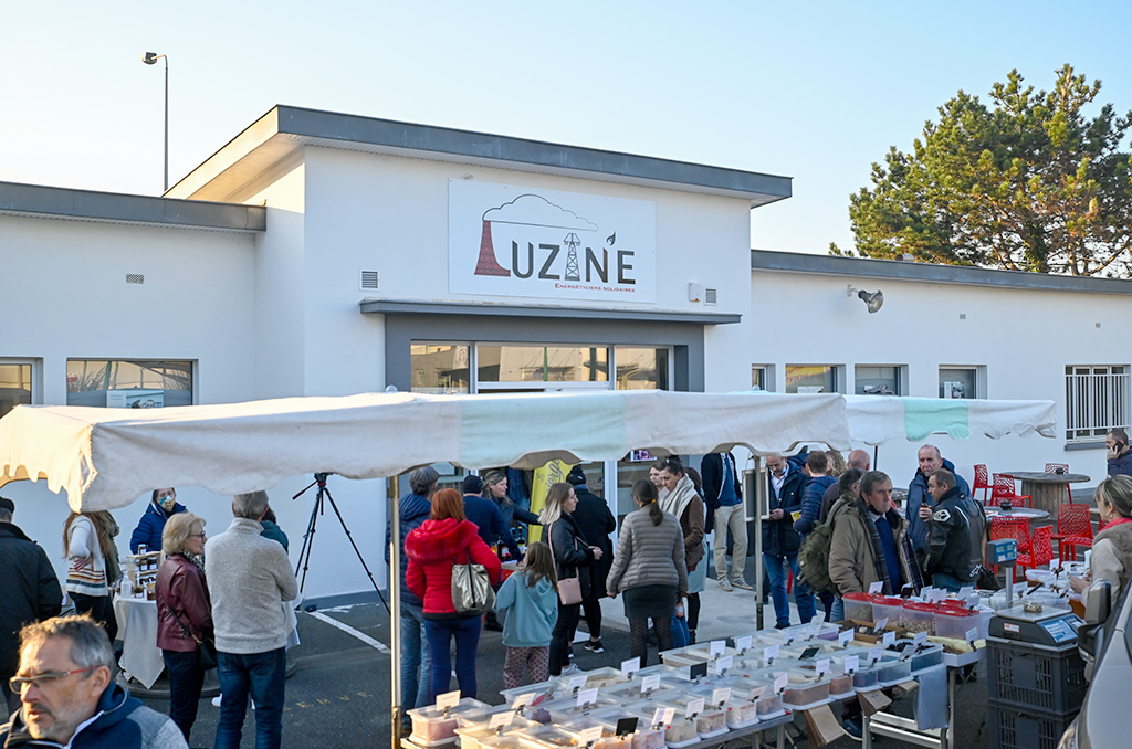 Devant Luzin'e, tiers-lieu de la CMCAS Gironde