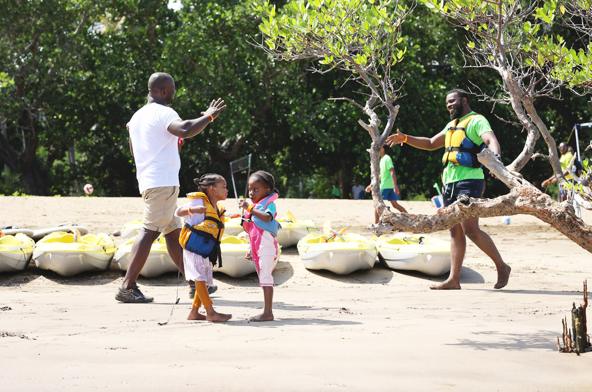 [En images] À Mayotte, le goût retrouvé des Activités Sociales au grand air | 119632 Journee familles Mayotte 2022 | Journal des Activités Sociales de l'énergie