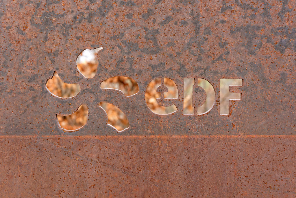 Logo du groupe EDF. Barrage du sautet (Isère).