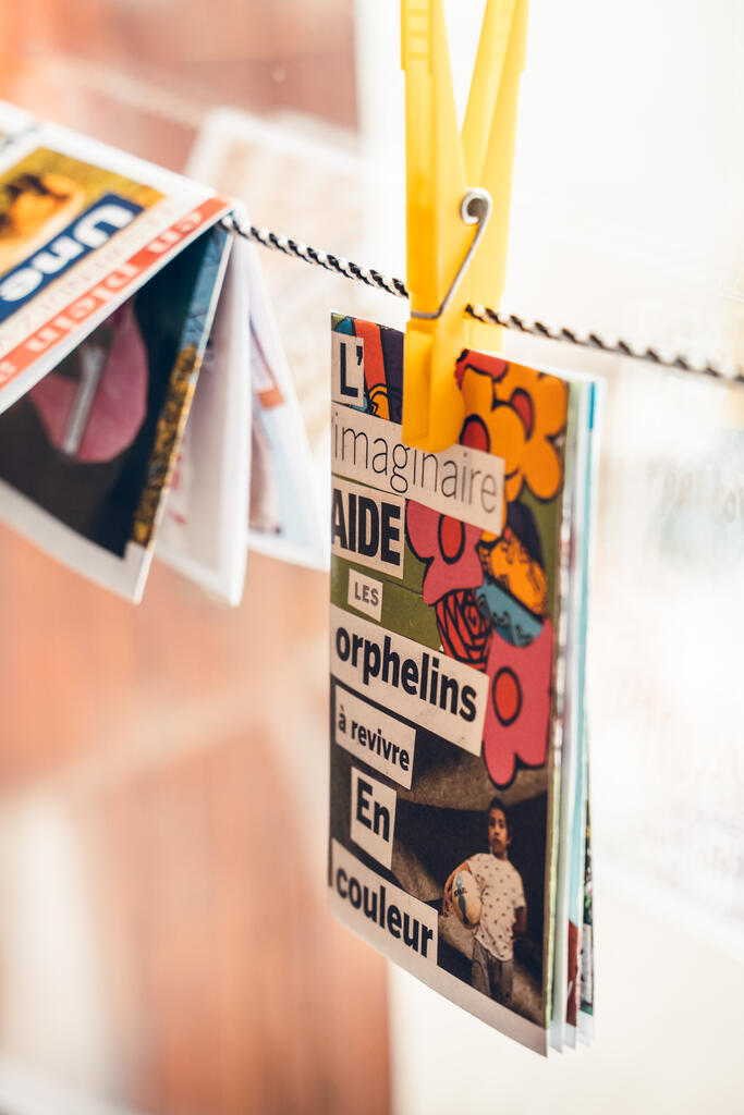 Projet itinérant d'échanges créatifs internationaux autour du cordel, fanzine poétique et populaire brésilien, animé par Sophie Foray, pédagogue, écrivaine et voyageuse en résidence au centre de vacances CCAS d'Aussois (Savoie).