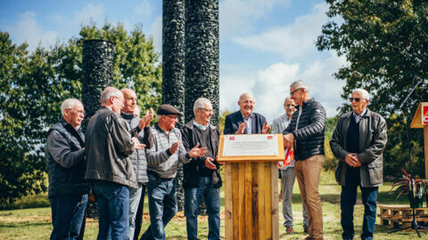 Inauguration de l'installation Les Trois Flamboyantes, hommage aux victimes de l'amiante, sur l'ancien site industriel EDF d'Arjuzanx, septembre 2024.