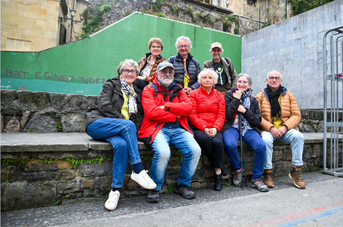 Début mai, six bénéficiaires de la CMCAS Toulouse membres de l’association Prendre la plume étaient en résidence d’écriture à Anglet pour donner corps à leur mémoire syndicale et sociale. Ils ont traversé la frontière espagnole pour découvrir San Sebastián le stylo à la main.