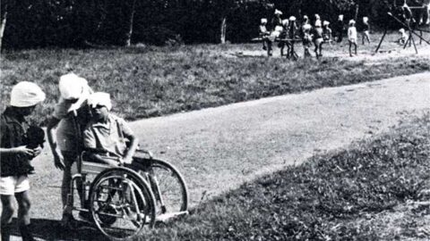Handicap et départ en vacances : aux origines du dispositif pluriel de la CCAS | Journal des Activités Sociales de l'énergie | Pluriel 1970 une