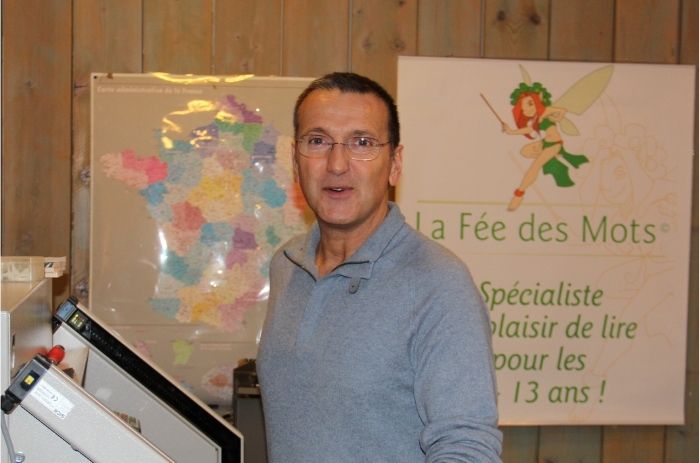 La Fée des Mots œuvre depuis plus de vingt ans à donner aux enfants le goût de lire. Sa botte secrète : concevoir des romans d’aventures adaptés et personnalisés, dont les jeunes lecteurs deviennent les héros. Christian Darré, le cofondateur de la maison d’édition, en explique le concept, qui a séduit nombre de CMCAS.